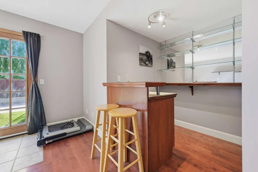 163 Macewan Meadow Way NW Calgary AB T3K 3J1