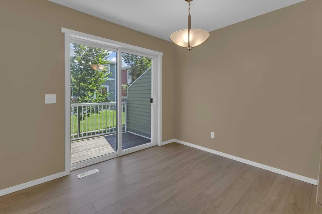 800 Yankee Valley Boulevard SE Airdrie AB T4A2L2
