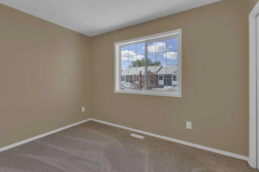 800 Yankee Valley Boulevard SE Airdrie AB T4A2L2