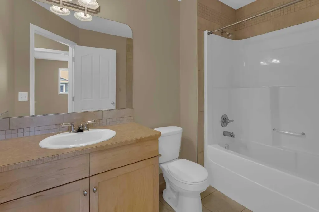 800 Yankee Valley Boulevard SE Airdrie AB T4A2L2