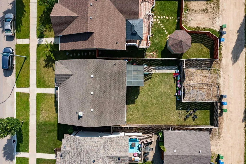 71 Vanier Drive Red Deer AB T4R 0G3
