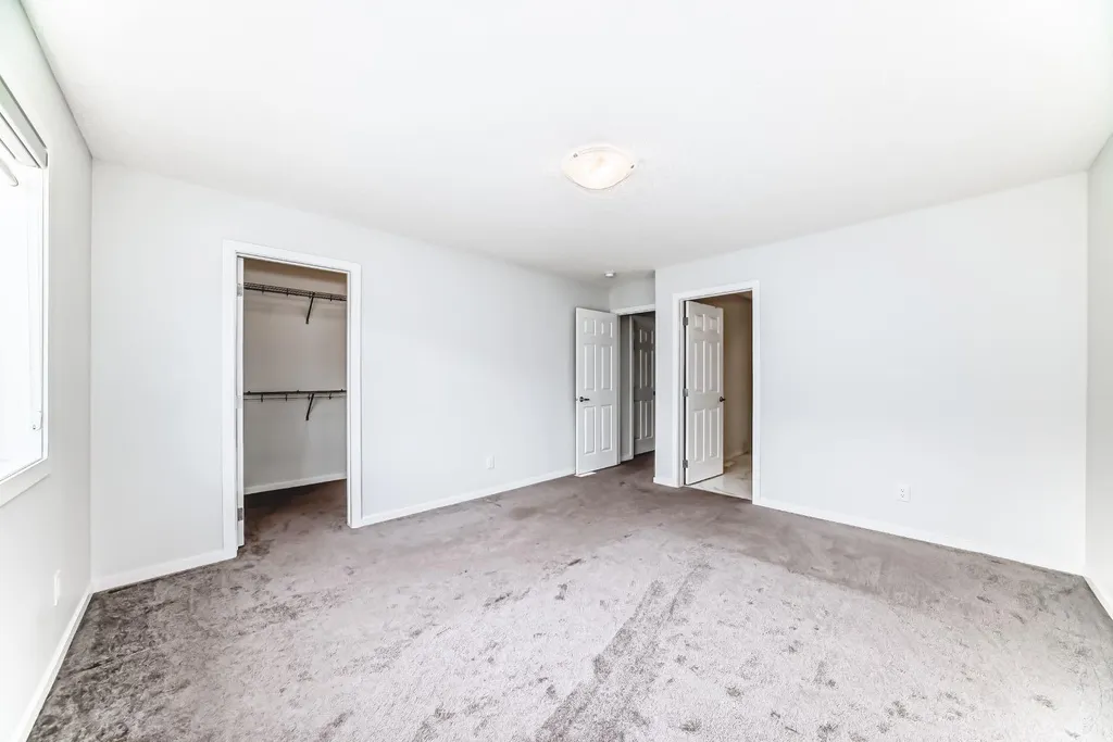 140 Carringham Road NW Calgary AB T3P1V3