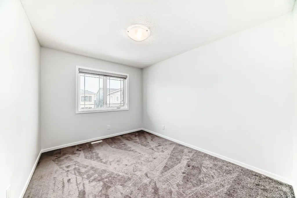 140 Carringham Road NW Calgary AB T3P1V3