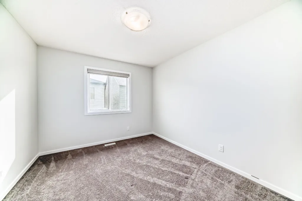 140 Carringham Road NW Calgary AB T3P1V3