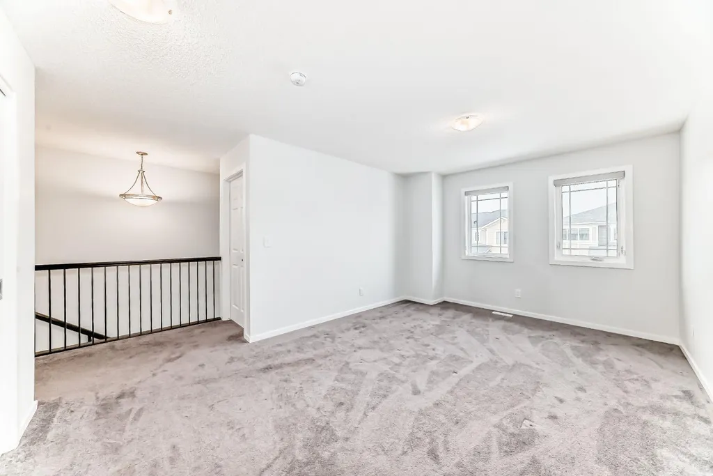 140 Carringham Road NW Calgary AB T3P1V3