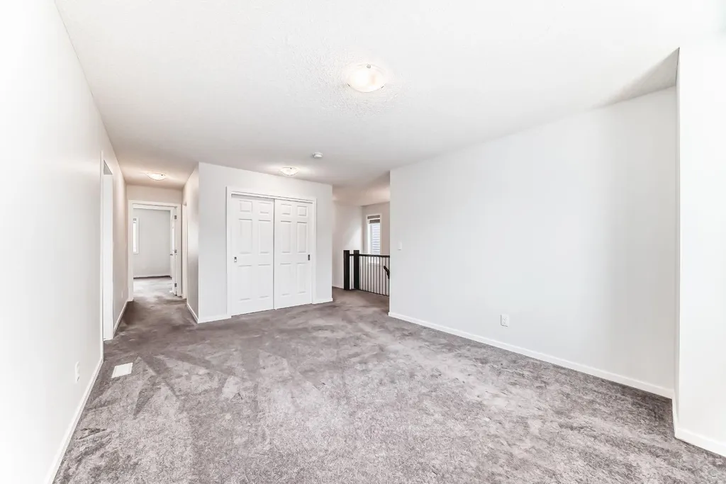 140 Carringham Road NW Calgary AB T3P1V3