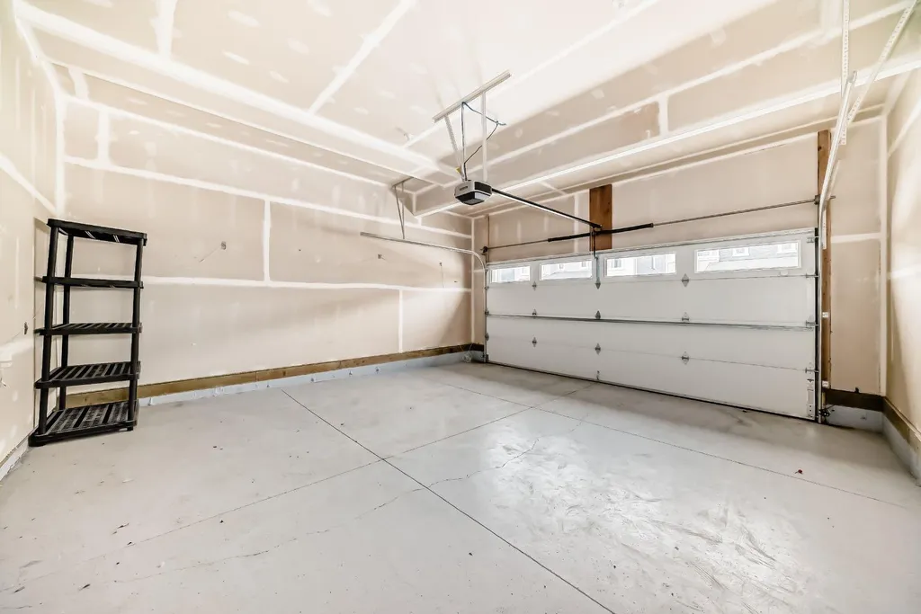 140 Carringham Road NW Calgary AB T3P1V3