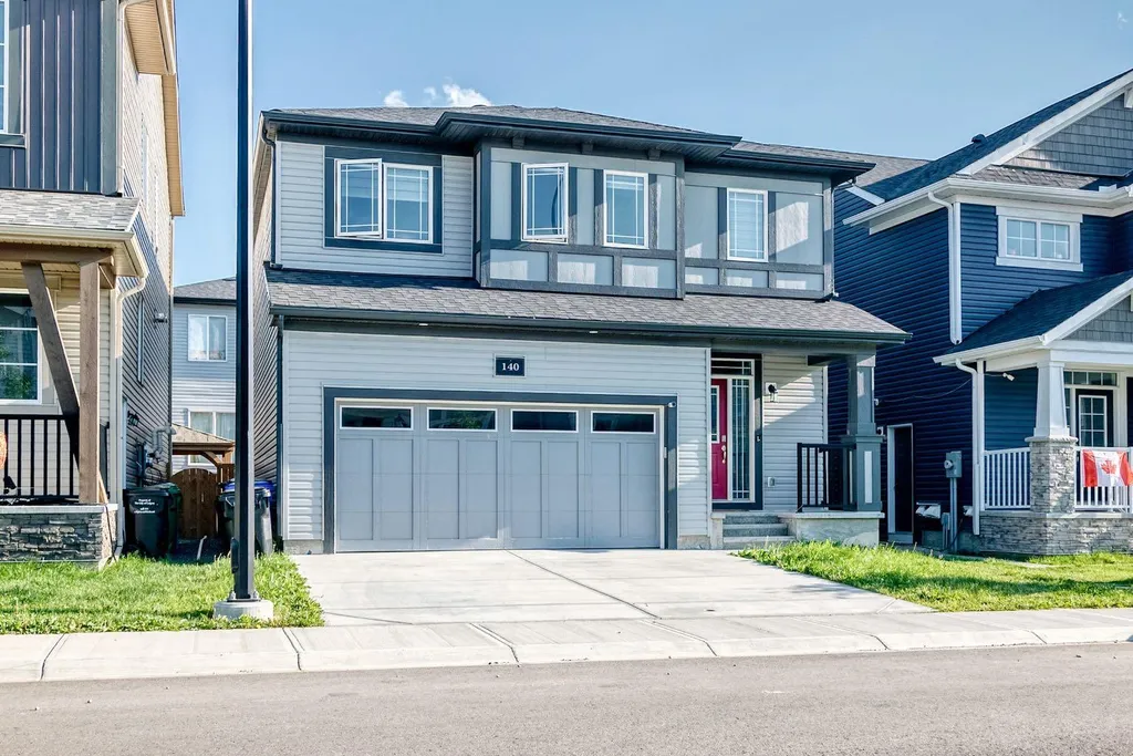 140 Carringham Road NW Calgary AB T3P1V3