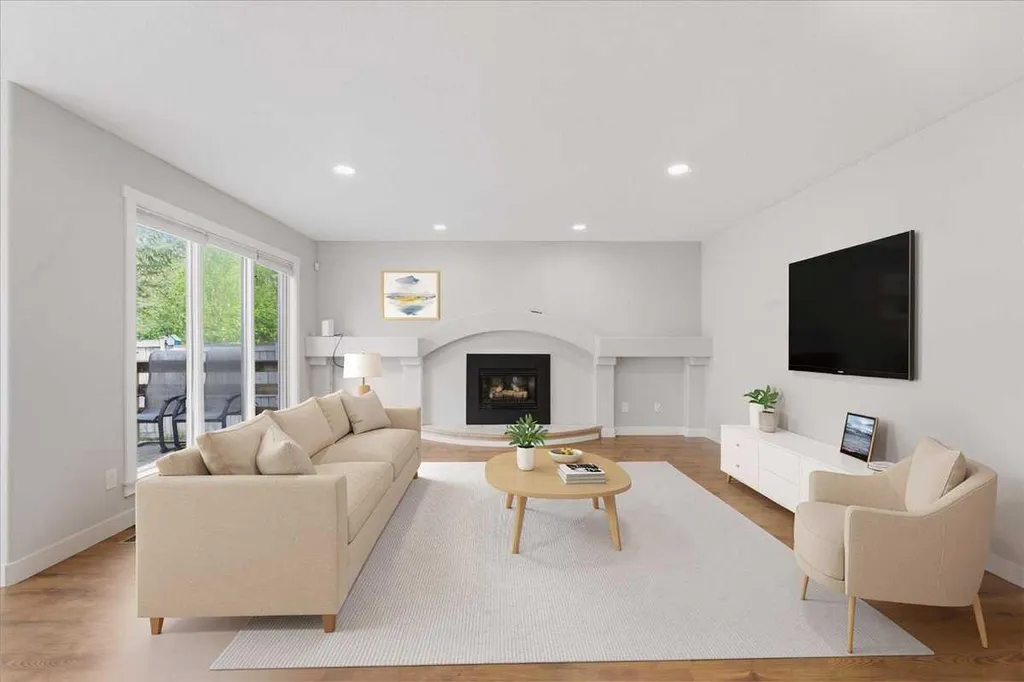 13919 Evergreen Street SW Calgary AB T2Y2X4