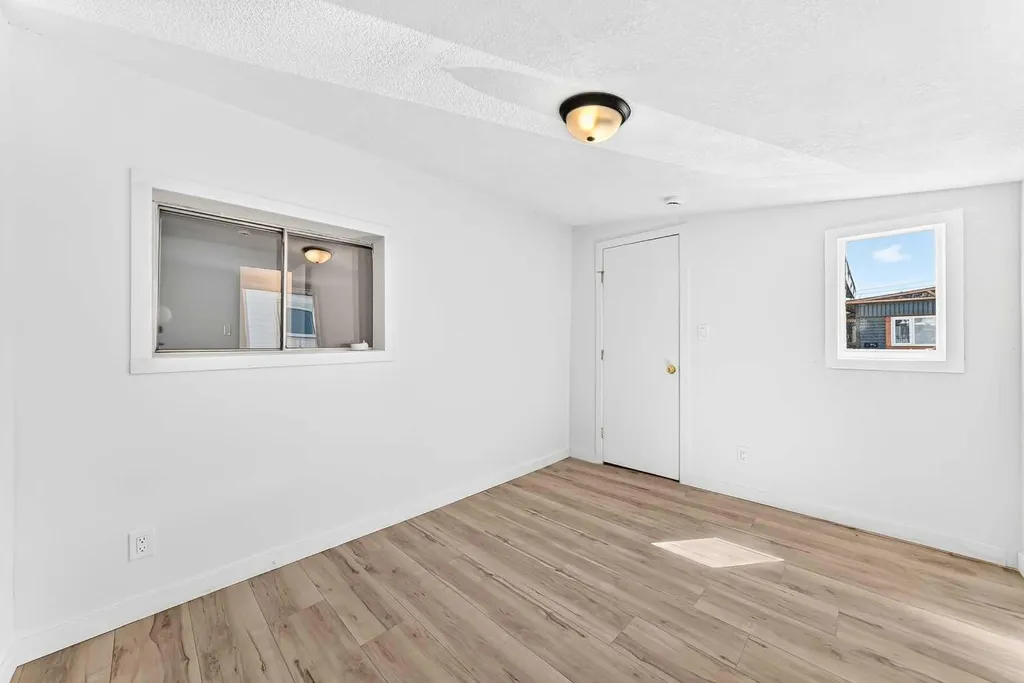2106 50 Street SE Calgary AB T2B 1M7