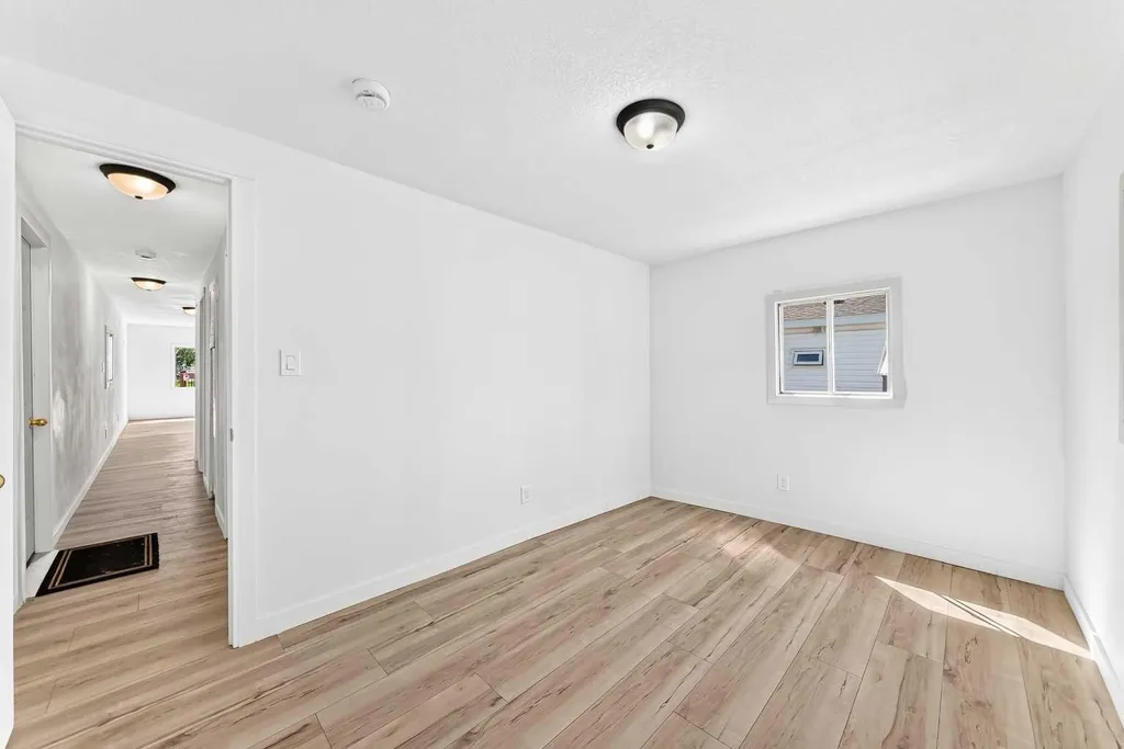 2106 50 Street SE Calgary AB T2B 1M7