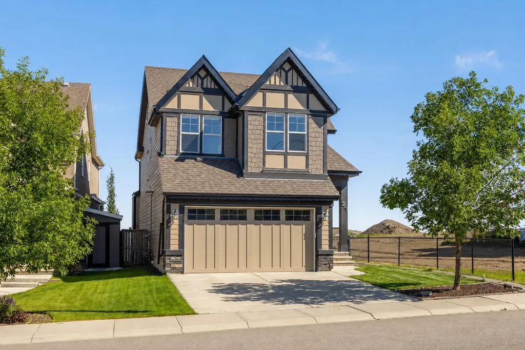 27 Mahogany Crescent SE Calgary AB T3M 2K6