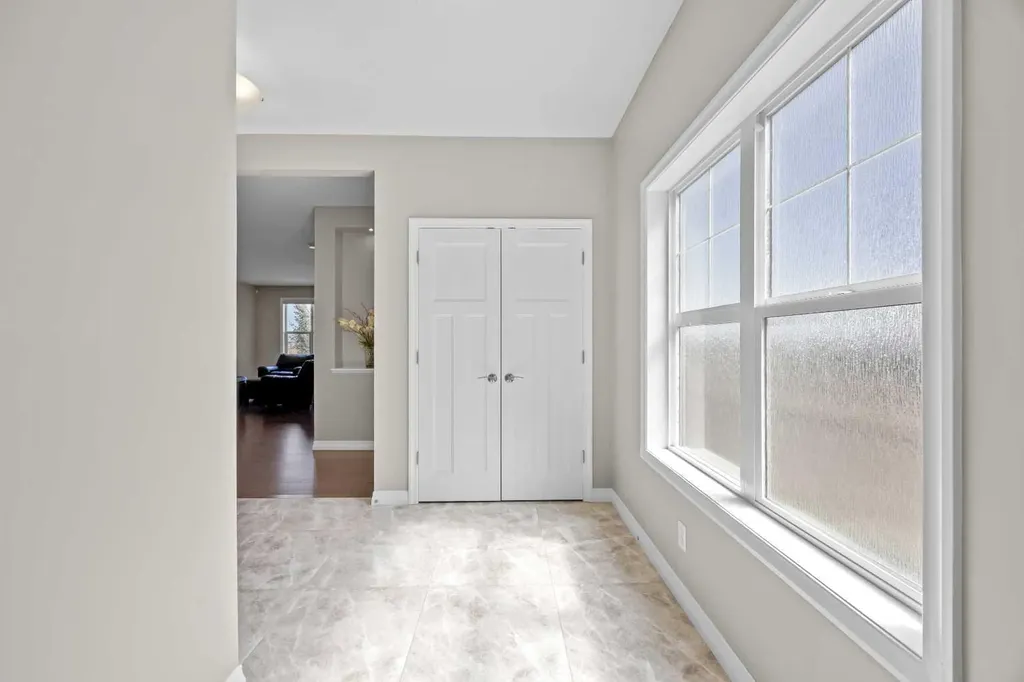 27 Mahogany Crescent SE Calgary AB T3M 2K6