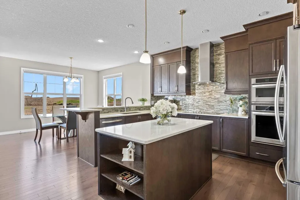 27 Mahogany Crescent SE Calgary AB T3M 2K6