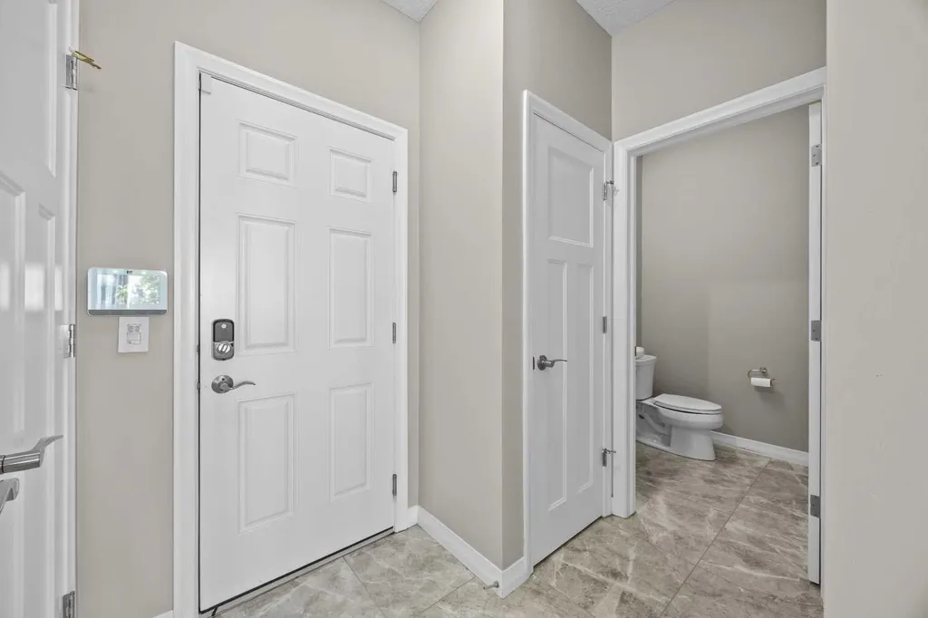 27 Mahogany Crescent SE Calgary AB T3M 2K6