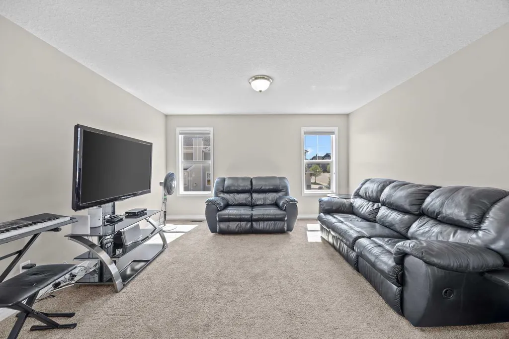 27 Mahogany Crescent SE Calgary AB T3M 2K6