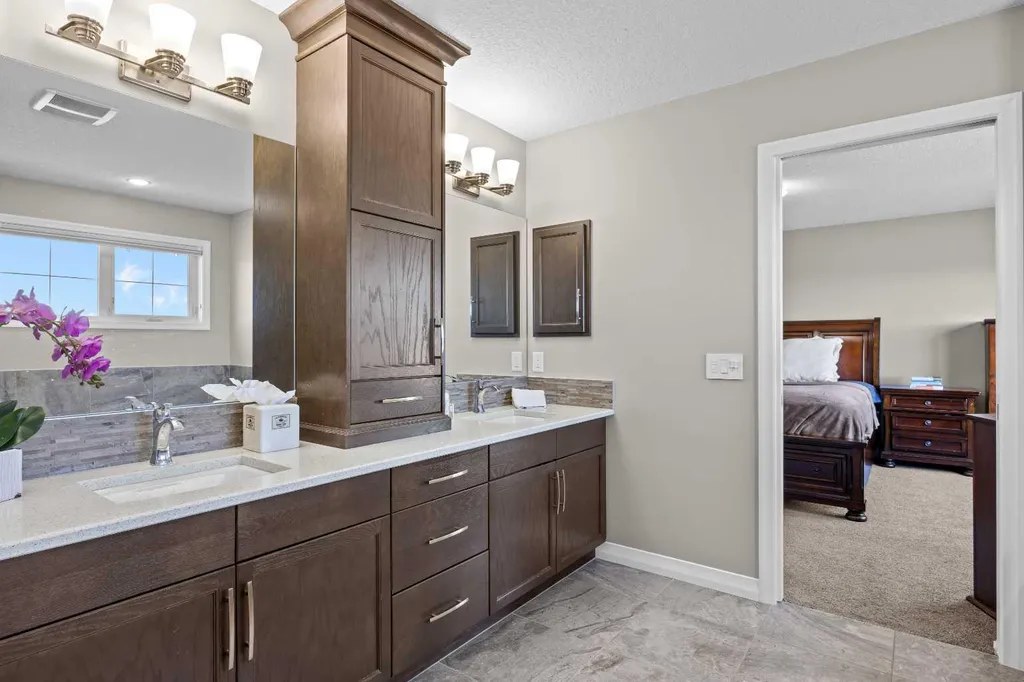 27 Mahogany Crescent SE Calgary AB T3M 2K6
