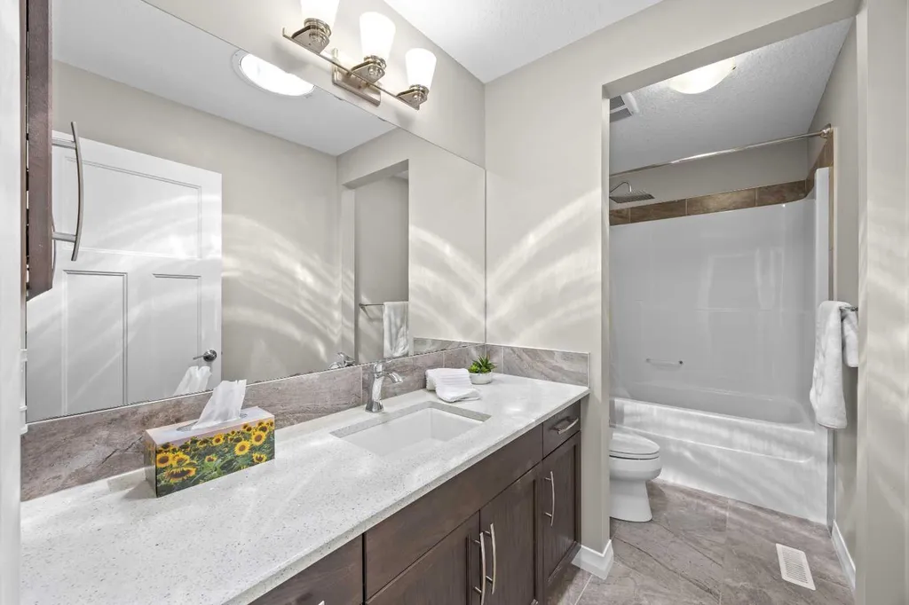 27 Mahogany Crescent SE Calgary AB T3M 2K6