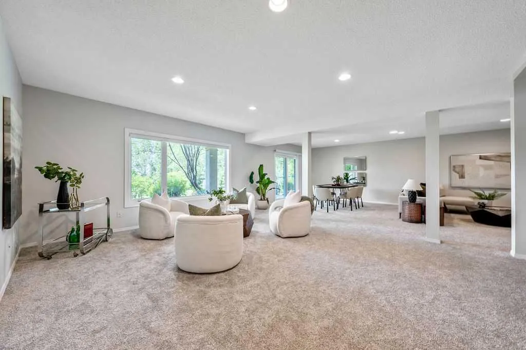 410 Mt Sparrowhawk Place SE Calgary AB T2Z 2G9