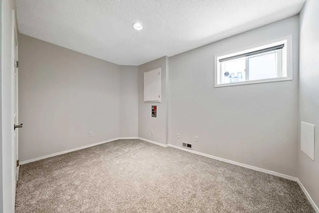 410 Mt Sparrowhawk Place SE Calgary AB T2Z 2G9