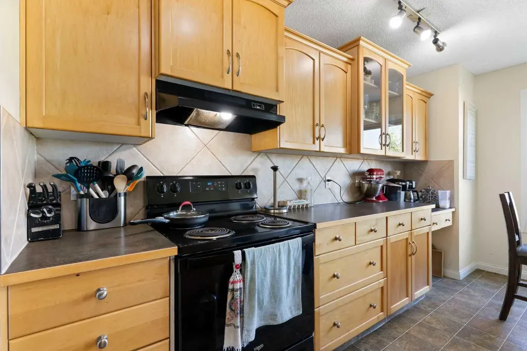 151 Bow Ridge Crescent Cochrane AB T4C 1V2