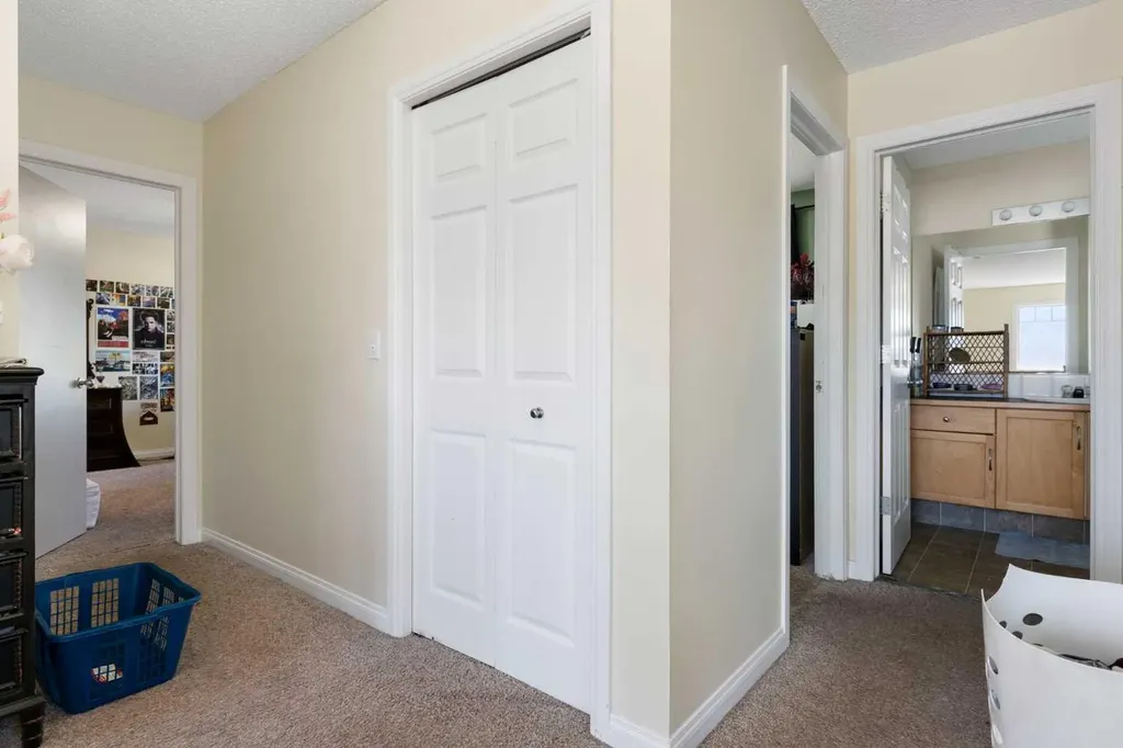 151 Bow Ridge Crescent Cochrane AB T4C 1V2
