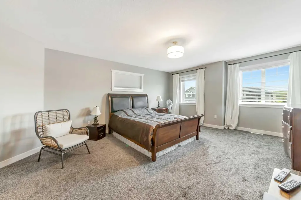 1316 47 Avenue Close Lloydminster SK S9V 2K3