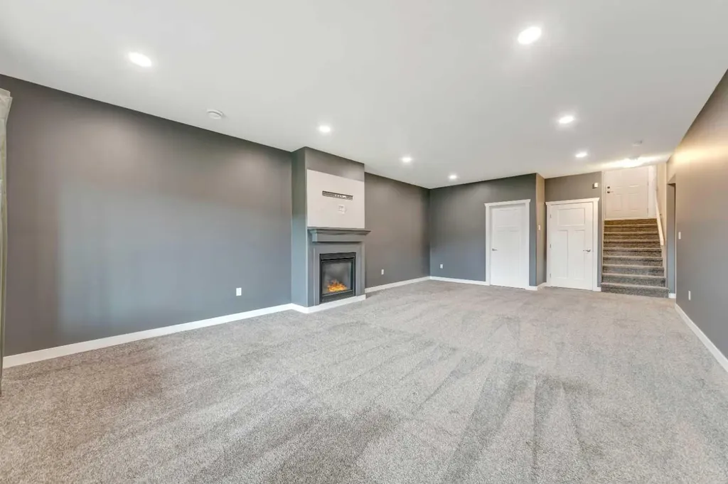 1316 47 Avenue Close Lloydminster SK S9V 2K3