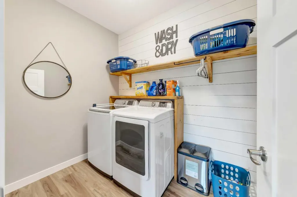 1316 47 Avenue Close Lloydminster SK S9V 2K3