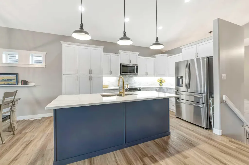 1316 47 Avenue Close Lloydminster SK S9V 2K3