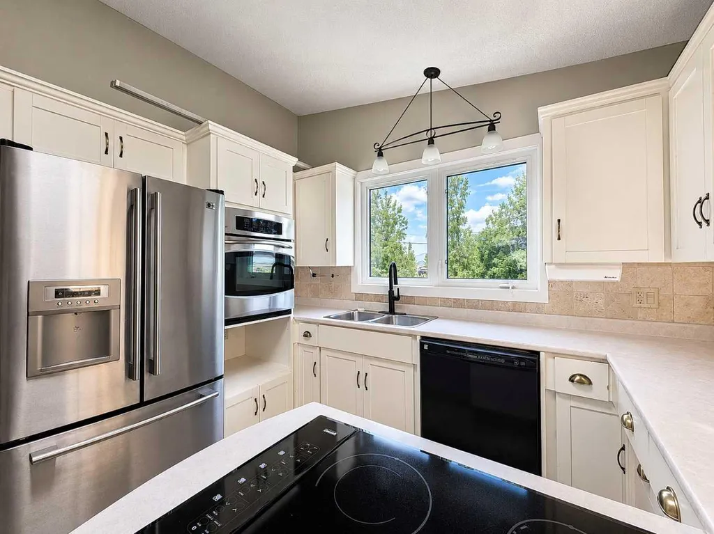 10730 Shand Avenue Grande Cache AB T0E0Y0