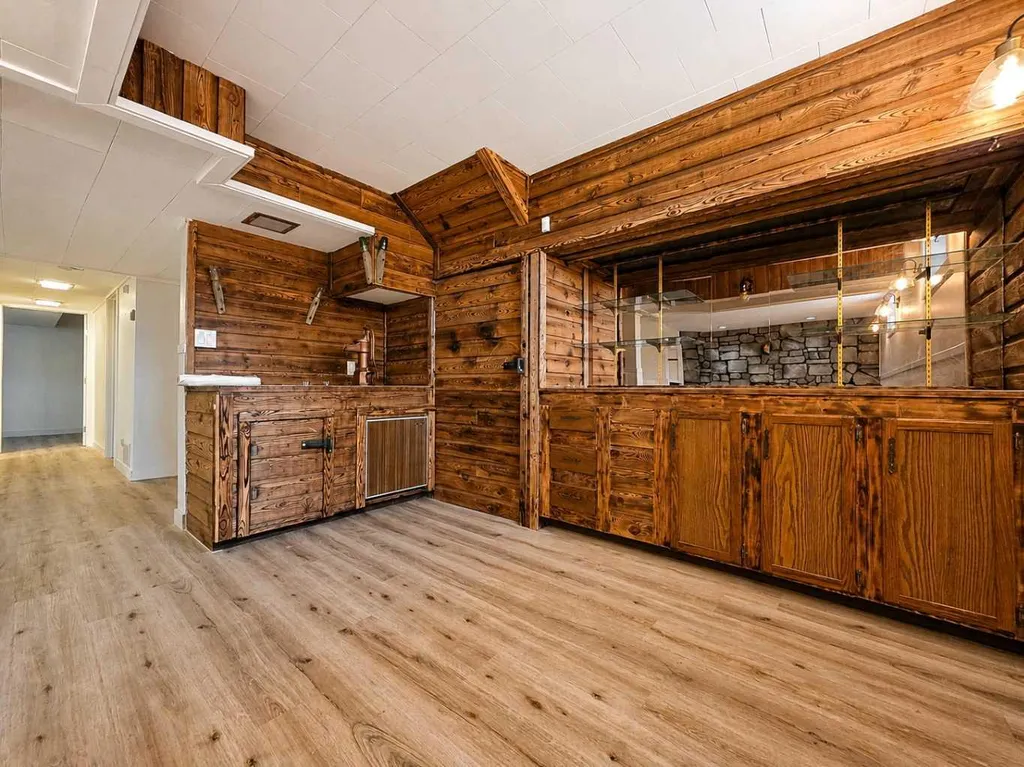 10730 Shand Avenue Grande Cache AB T0E0Y0