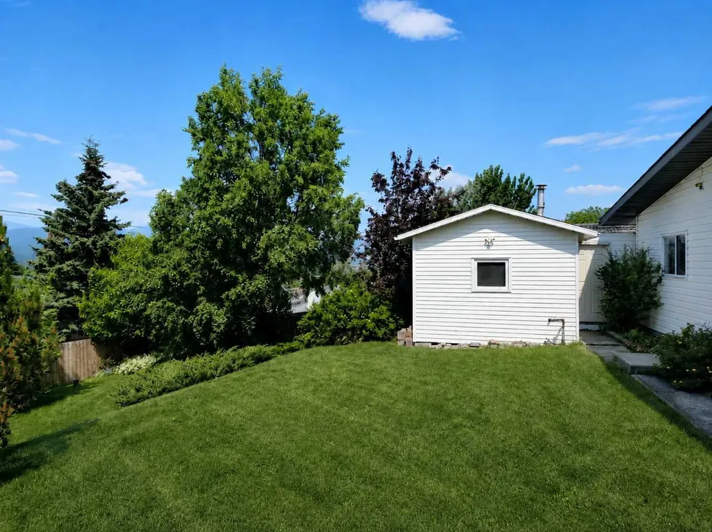10730 Shand Avenue Grande Cache AB T0E0Y0