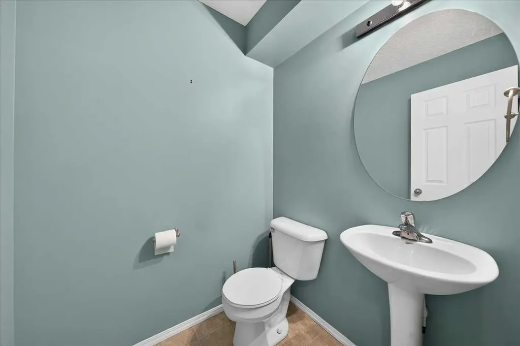 76 Country Village Lane NE Calgary AB T3K 0E7