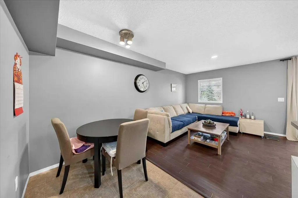 76 Country Village Lane NE Calgary AB T3K 0E7
