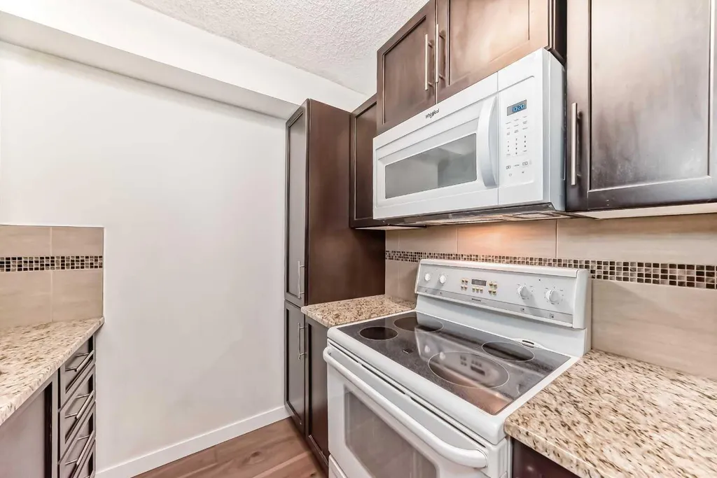 924 14 Avenue SW Calgary AB T2R 0N7