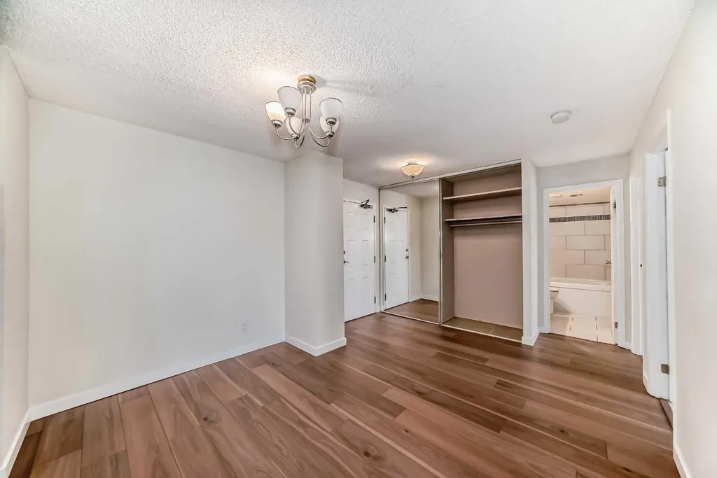 924 14 Avenue SW Calgary AB T2R 0N7