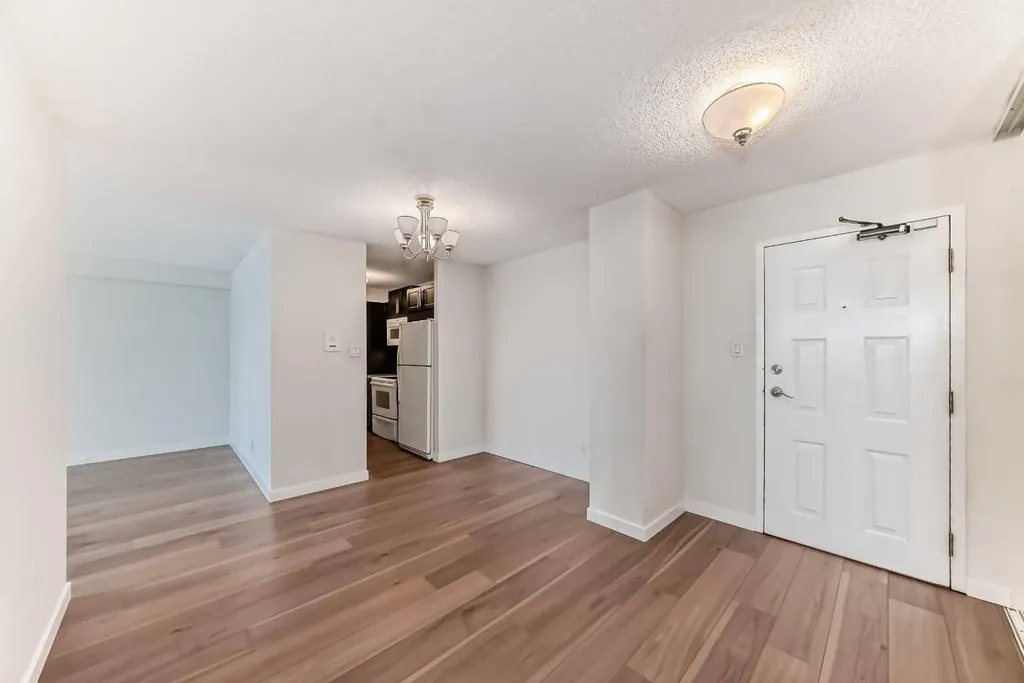 924 14 Avenue SW Calgary AB T2R 0N7