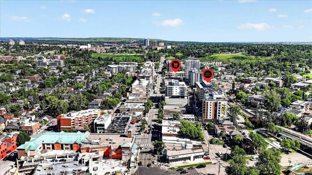 235 9a Street NW Calgary AB T2N 4H7