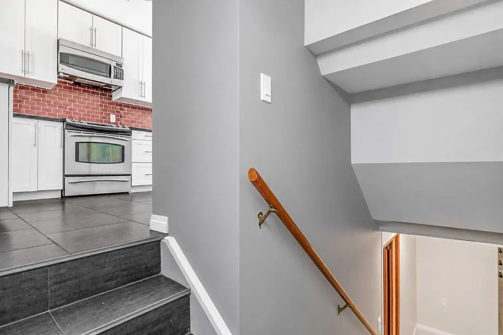 808 2 Avenue W Brooks AB T1R 0B6