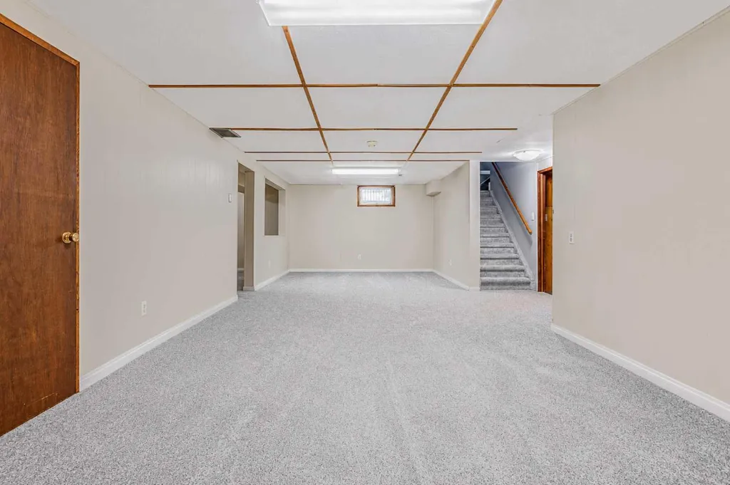 808 2 Avenue W Brooks AB T1R 0B6