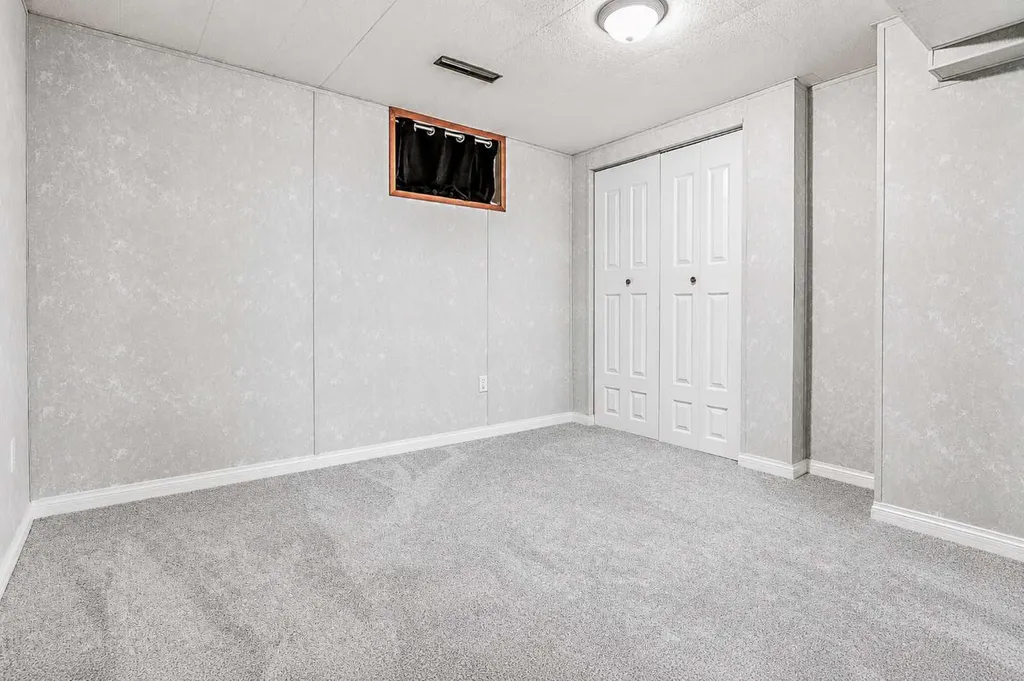808 2 Avenue W Brooks AB T1R 0B6