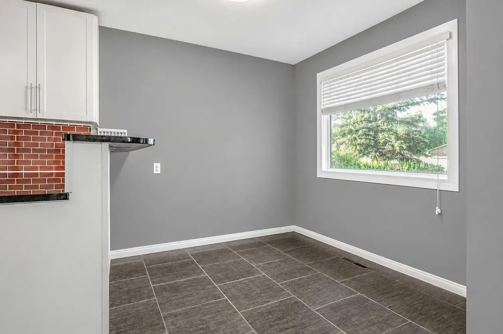 808 2 Avenue W Brooks AB T1R 0B6