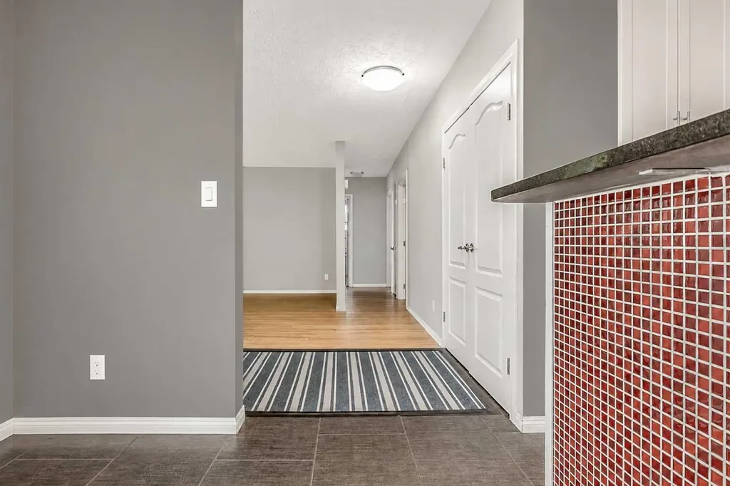 808 2 Avenue W Brooks AB T1R 0B6