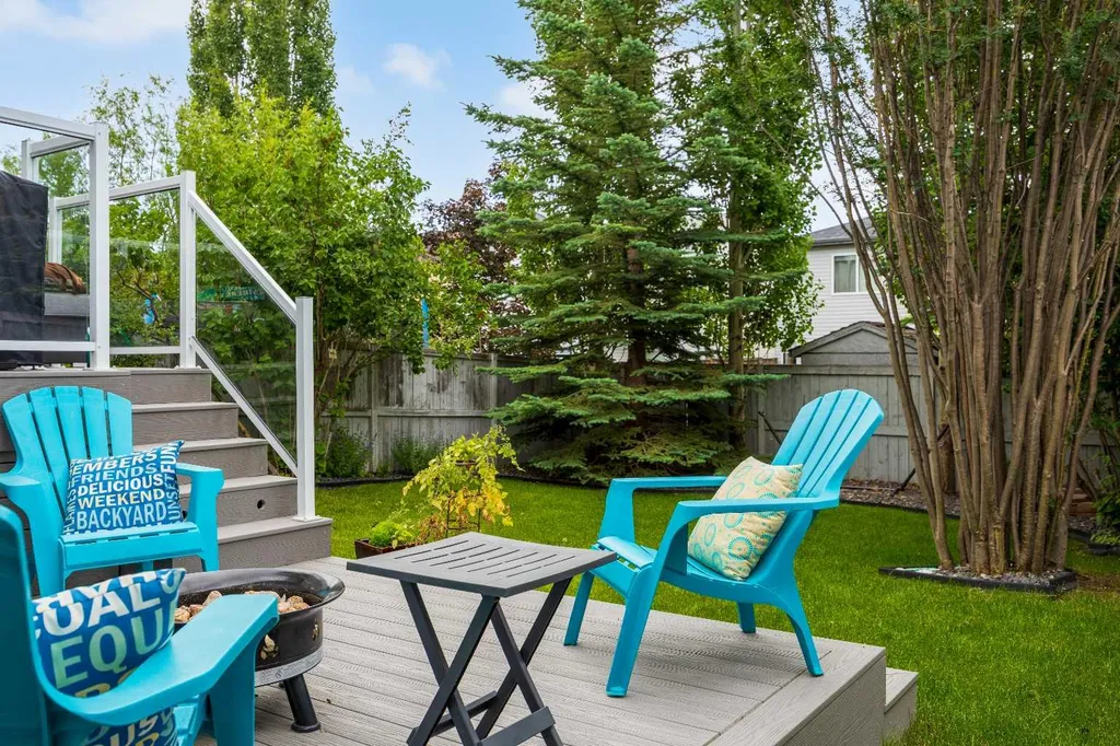 19 Tuscany Ridge Heights NW Calgary AB T3L 2K6