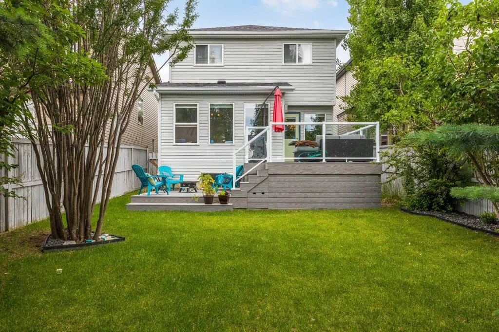 19 Tuscany Ridge Heights NW Calgary AB T3L 2K6