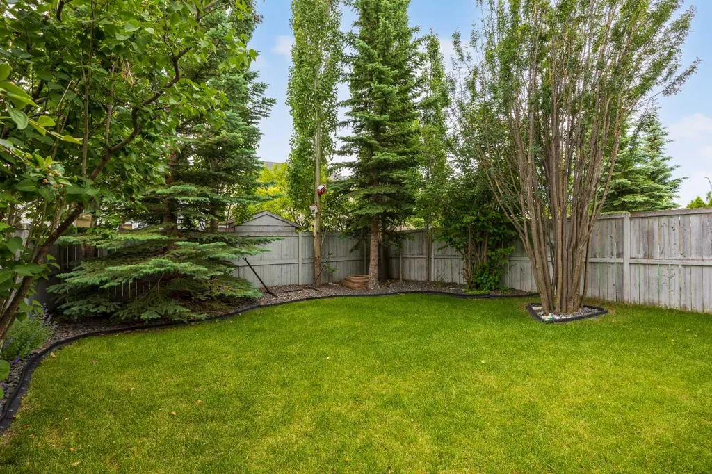 19 Tuscany Ridge Heights NW Calgary AB T3L 2K6