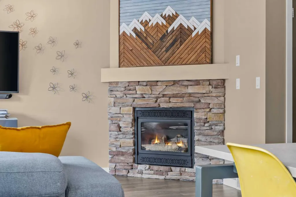 19 Tuscany Ridge Heights NW Calgary AB T3L 2K6