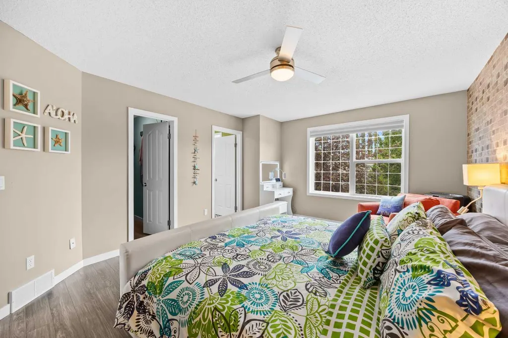 19 Tuscany Ridge Heights NW Calgary AB T3L 2K6