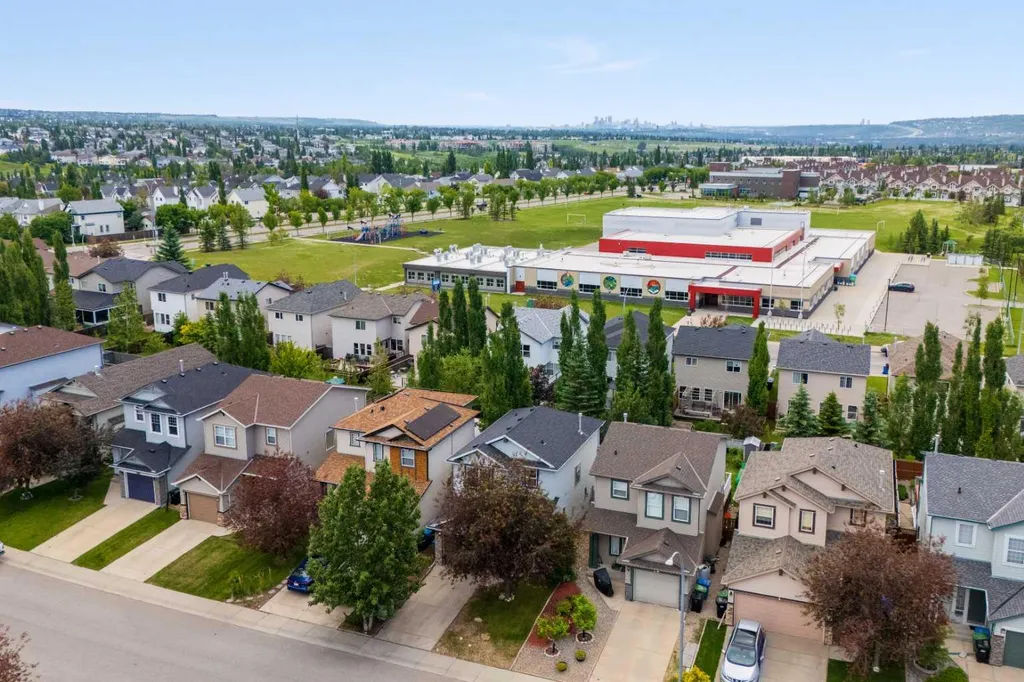 19 Tuscany Ridge Heights NW Calgary AB T3L 2K6